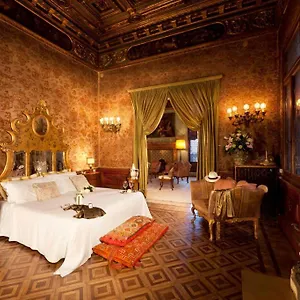 **** Pensionat Palazzetto Pisani Grand Canal Italien
